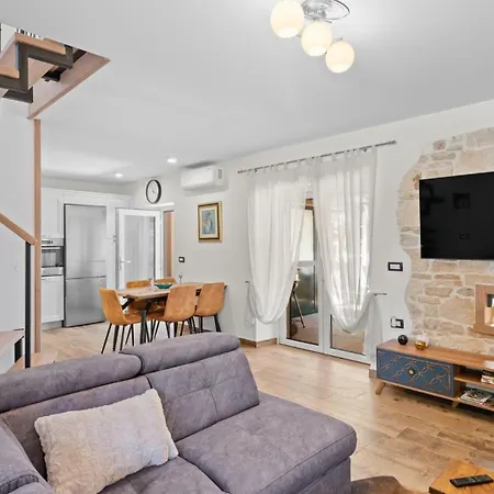 Casa Parketini Semesterbostad