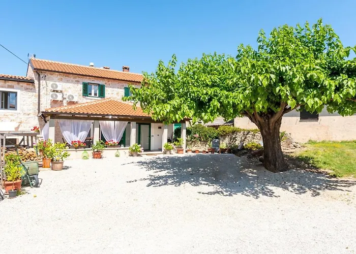 Casa Parketini * Tar-Vabriga